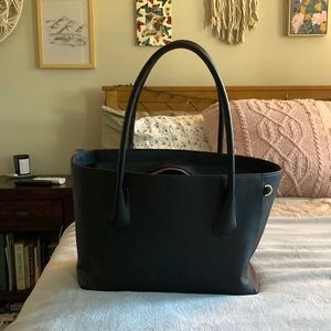 Large Black Dange Dover Signature Tote
